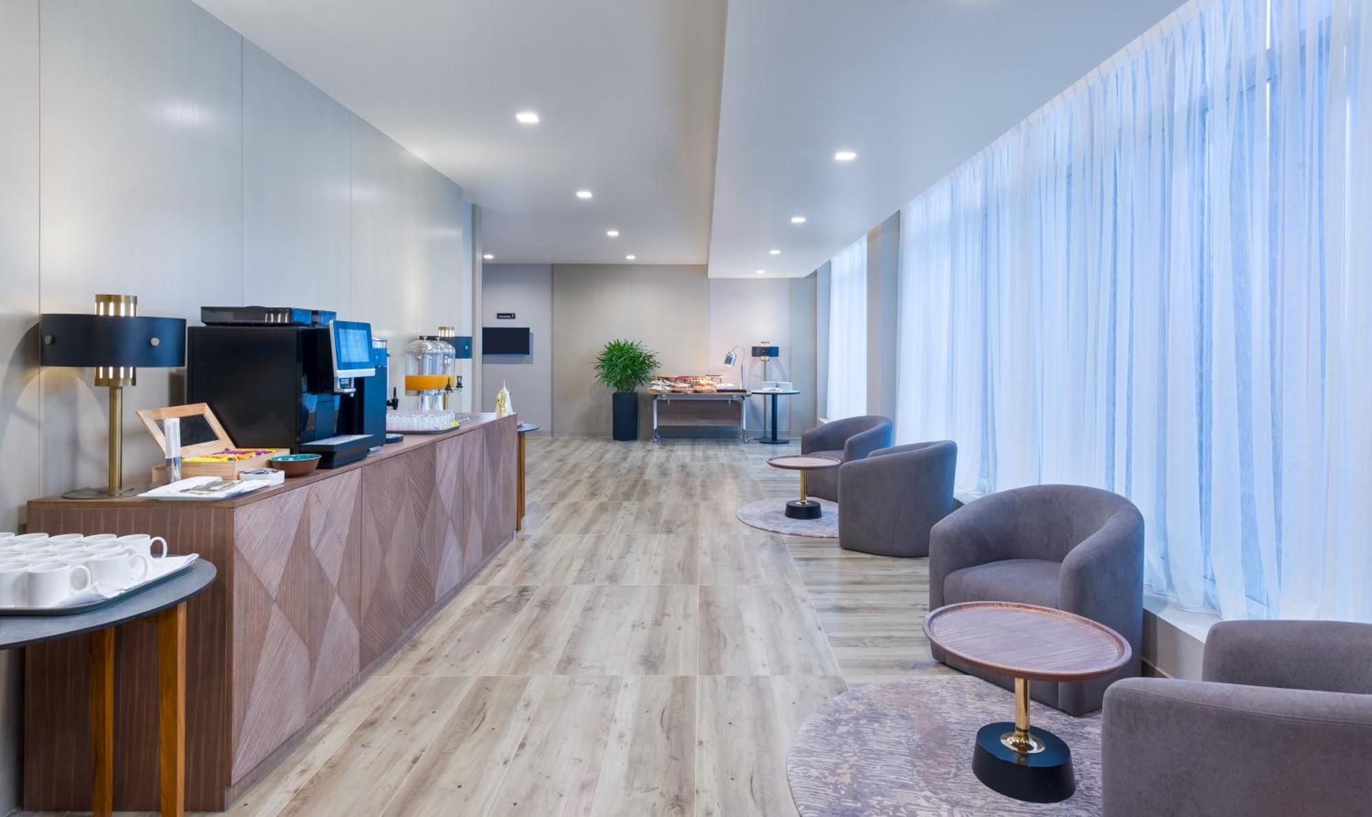 Intercityhotel Bawshar Mascate Esterno foto
