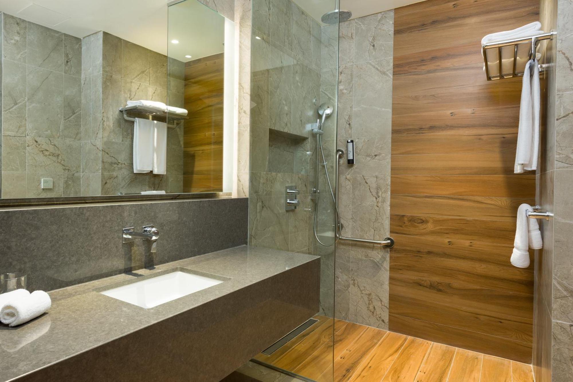 Intercityhotel Bawshar Mascate Esterno foto
